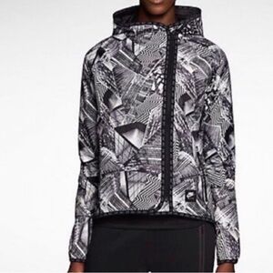 Nike NYC Fall Windbreaker Cape